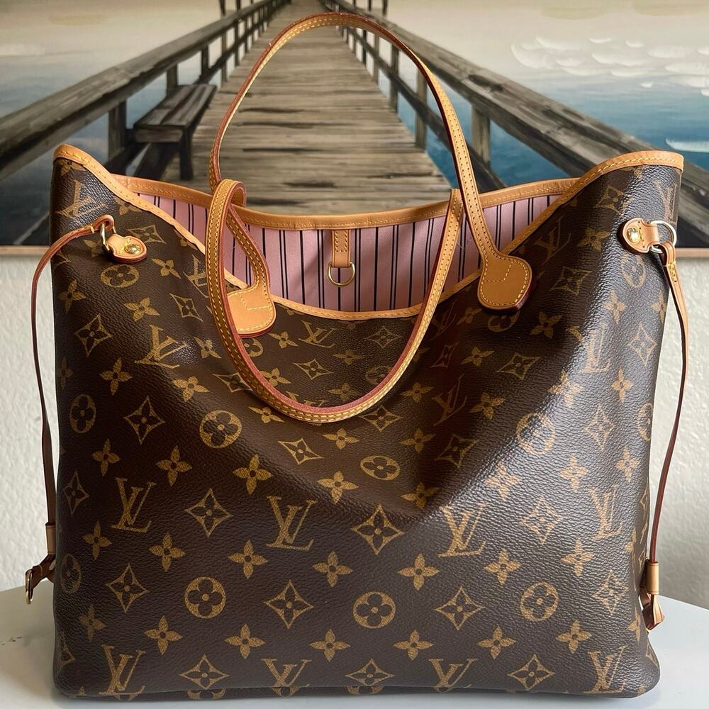 💎✨RARE FIND✨💎 Authentic Louis Vuitton Tote Bag